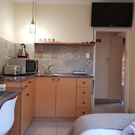 Kington Guest Suite Pretoria-Noord Zewnętrze zdjęcie